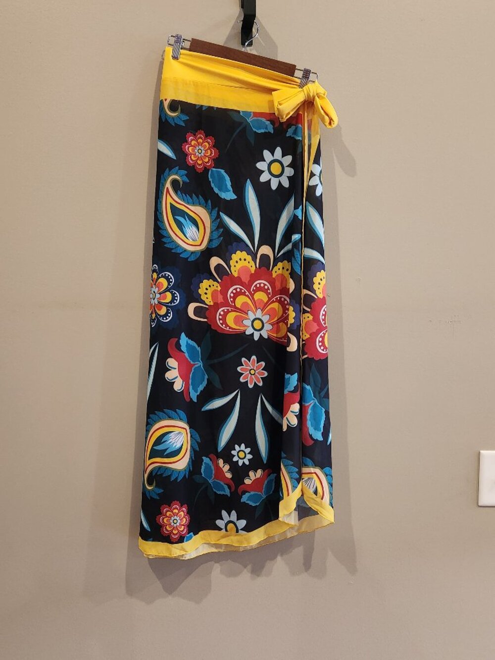 Floral One Piece Swimsuit With Matching Sarong Cover Up Medium - Picture 4 of 4